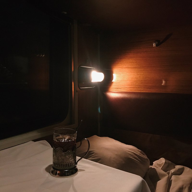 поезд, дорога, вагон, купе, чай, подстаканник, лампа, свет, лампово, железная дорога ***photo preview