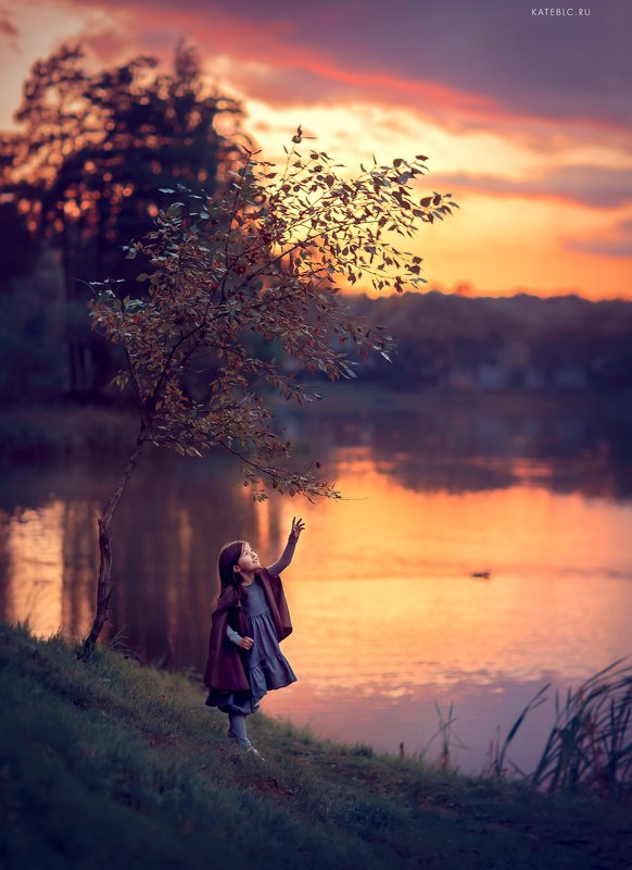 девочка, вечер, закат, детский фотограф, отражения, пруд После закатаphoto preview