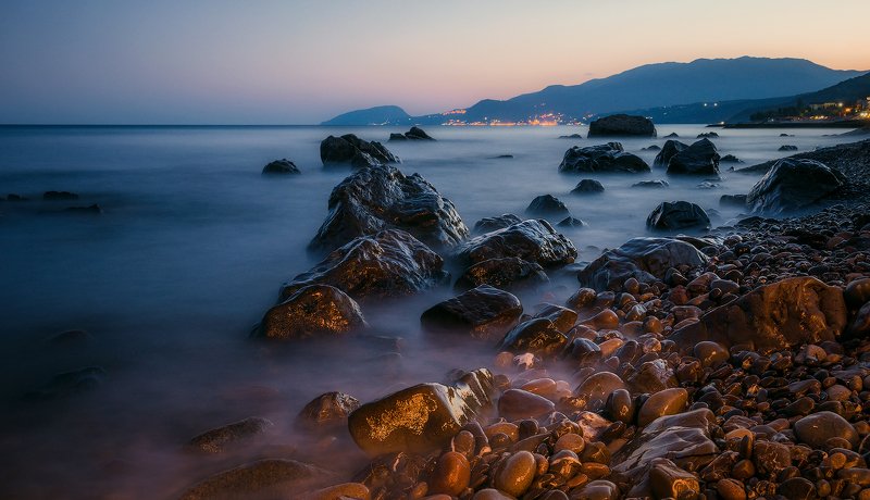 крым, пейзаж, лето, вода, море, вечер, камни, сотера, закат, облака, горы Летний вечер...photo preview