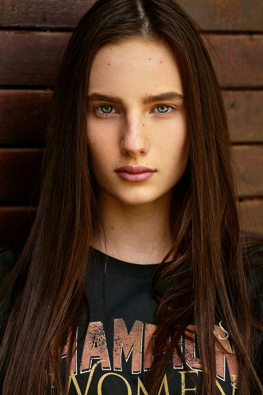 Light, Natural, Natural Light, Model, Asen Andreev, Asen Andreev Photography, Pose, Portrait, Fashion, Color Image,  ILONAphoto preview