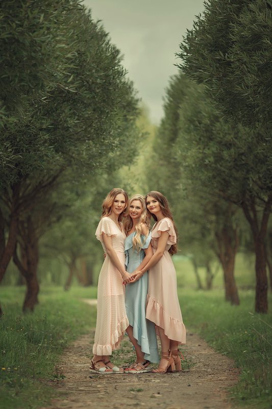 Сёстрыphoto preview