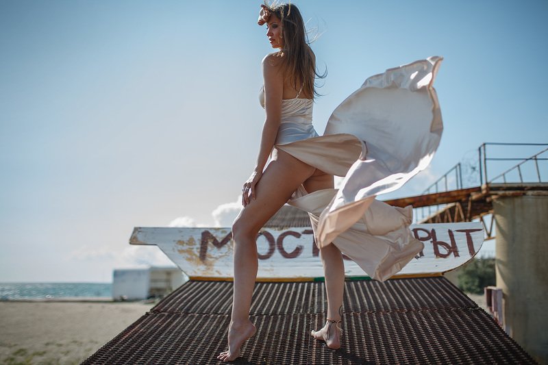 people, enjoyment, women, dancing, happiness, elegance, model, pretty, cute, sexy, outdoors, fashion, beach, beauty Bridgephoto preview