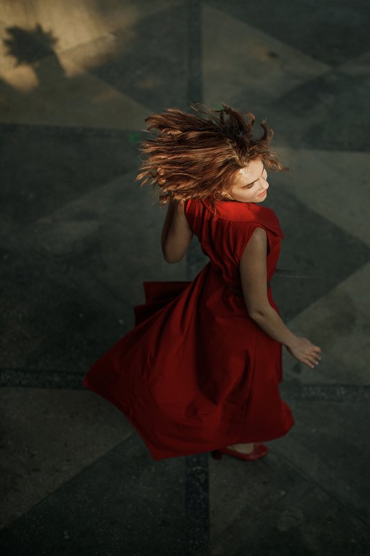 portrait, портрет, girl, brunette, portraiture, indoor, девушка, молодость,august, ламповый, retouch, ретушь, цвет, cinematic, drops, blurring In your eyesphoto preview