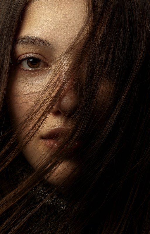 portrait  Hide Myself Awayphoto preview