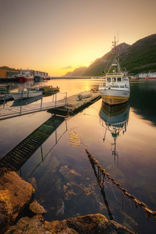 норвегия, сенья, senja, norway, рассвет, dawn, хусёй, husoy, корабли, рыбаки Рыбацкий городок Хусёйphoto preview