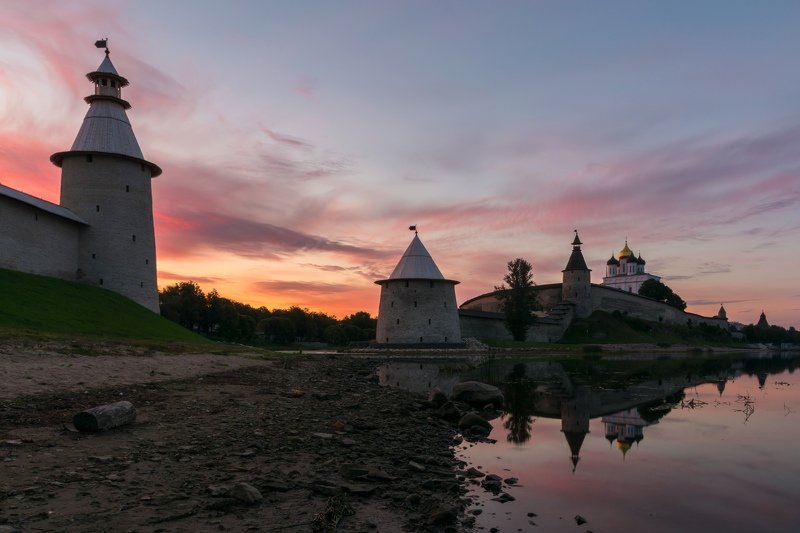 pskov, pleskau, псков, кром, кремль, landscape, pskovregion, krom, kremlin, утро, восход, река, реки Утренний Кромphoto preview