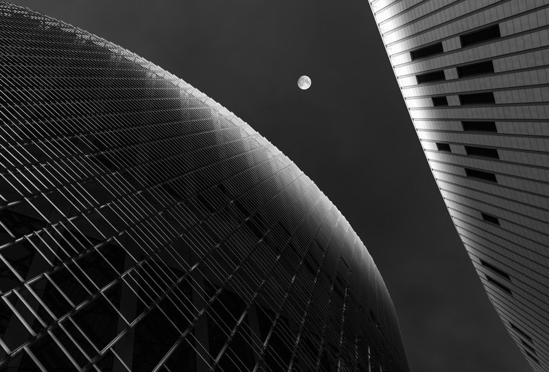 黑白 月升photo preview