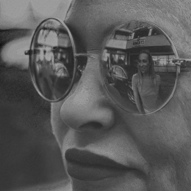 in her sunglassphoto preview