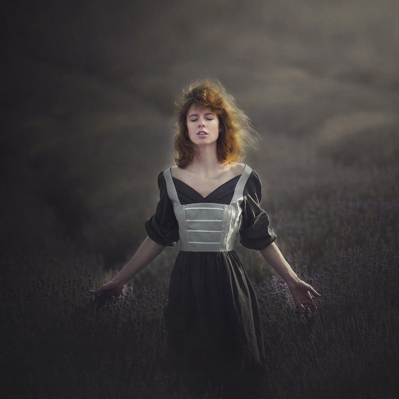 #lavenda #storytelling #dreamcatcher #vintage  Touched by the sunphoto preview