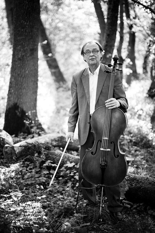 Портрет крутого виоланчелиста !photo preview