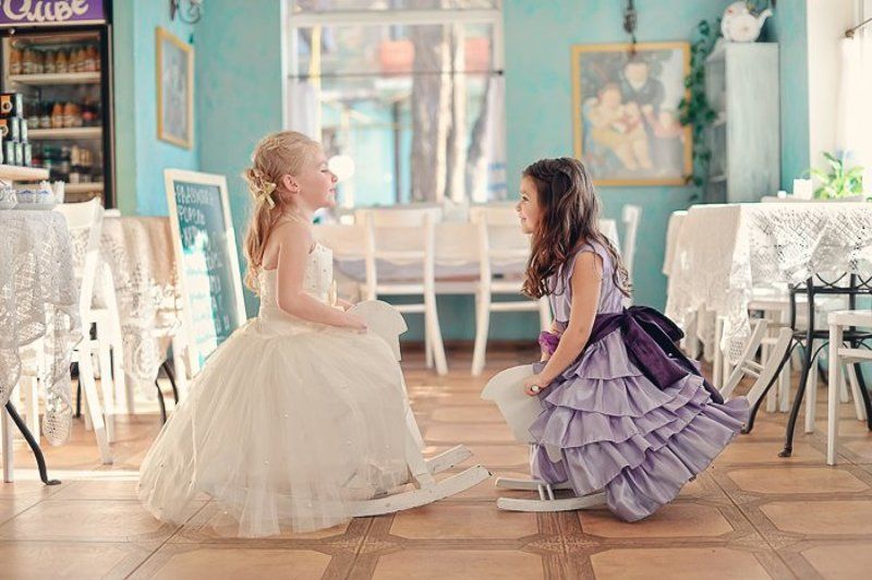 ребенок, девочка, винтаж, игра, смех ***photo preview