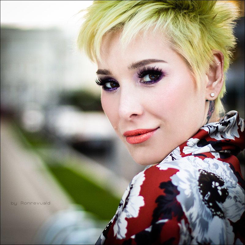 girl,woman,eyes,beauty,portrait,fashion,light,девушка,портрет,москва,свет, глаза Mariaphoto preview