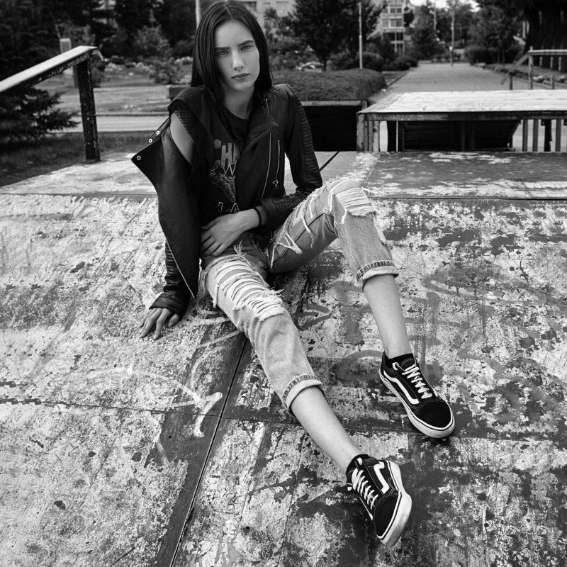 B&W, Monochrome, Portrait, Model, Fashion, Asen Andreev, Asen Andreev Photography, Posing, Natural, Natural Light ILONAphoto preview