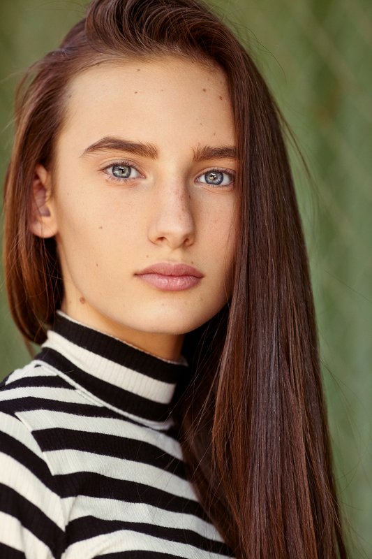Light, Model, Fashion, Pose, Portrait, Color Image, Natural Light, Asen Andreev, Asen Andreev Photography, Natural ILONAphoto preview