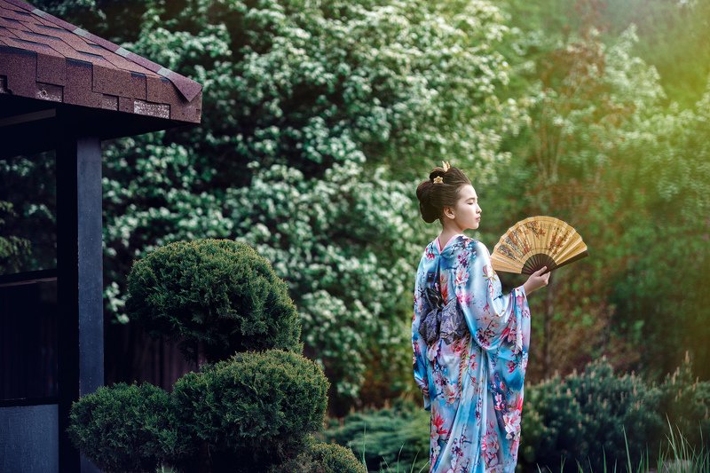 япония, девушка с веером Зарисовки на японскую темуphoto preview