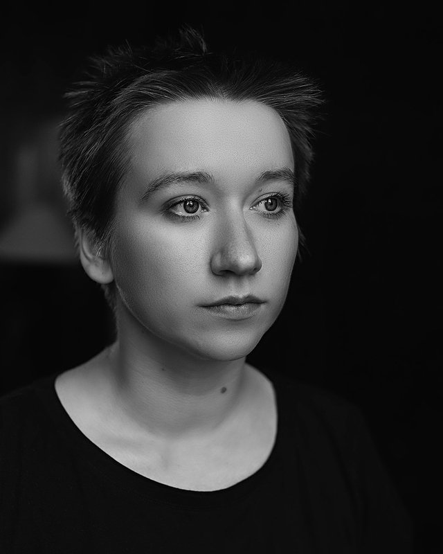 девушка портрет черно-белое глаза Юлияphoto preview