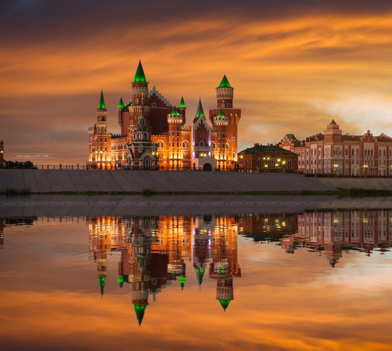 йошкар ола, россия, артем мирный, отражение, замок, вода, река, artyom mirniy, yoshkar ola, замок, апостол, театр, кукольный, республиканский, башня, шпиль, закат, свет, небо, марий эл, ведута, каприччио, фотохудожник, capriccio, veduta, photoartist, Республиканский театр куколphoto preview
