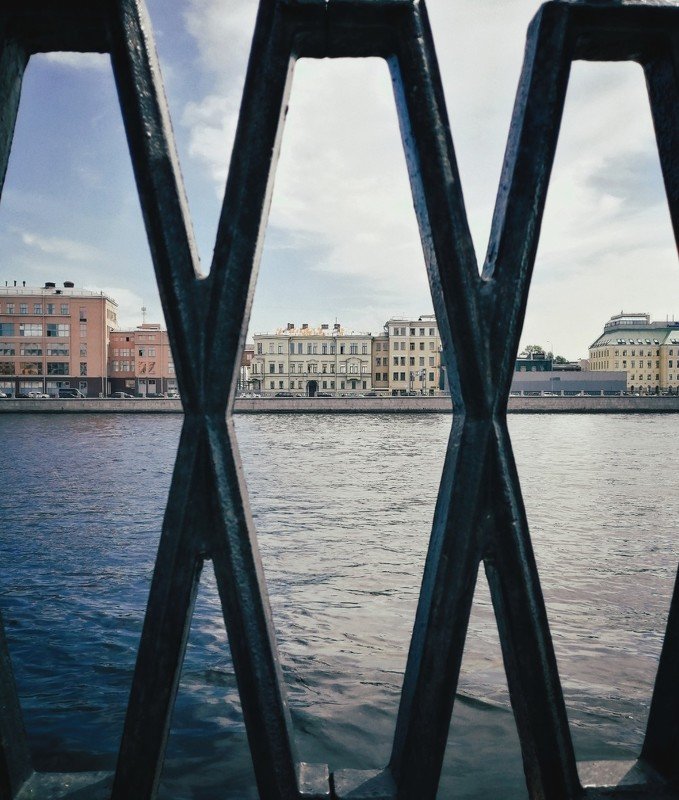 Каменные берегаphoto preview