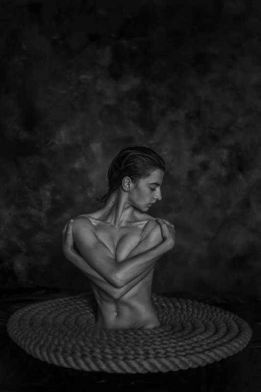 nude, fineartnude, girl, naked, rope, bw Growingphoto preview