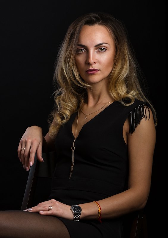 женщины, платье, стиль, мода, красота, портрет Little black dressphoto preview