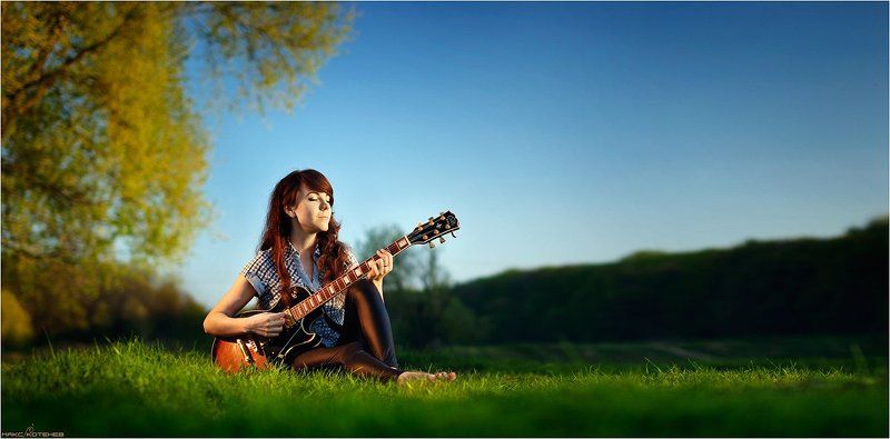 девушка, весна, гитара photo preview