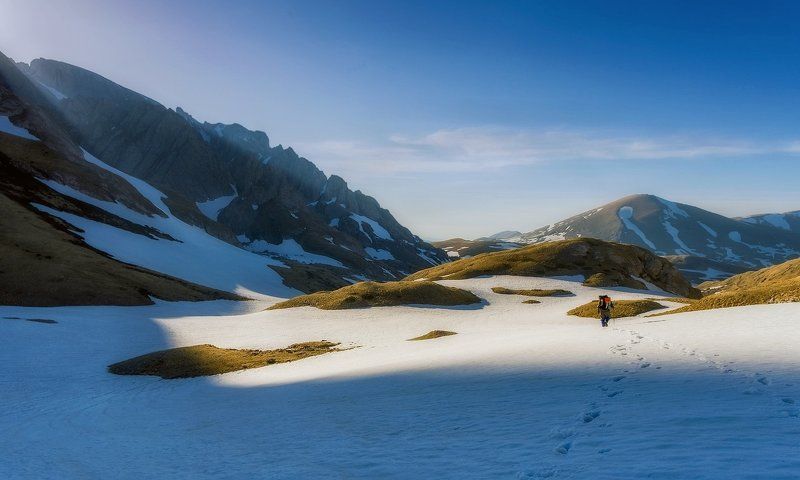 горы, кавказ, лаго-наки , перевал, фишт, оштен, весна ЗА  НЕСКОЛЬКО СОТ  МЕТРОВ ДО ЦЕЛИ фото превью