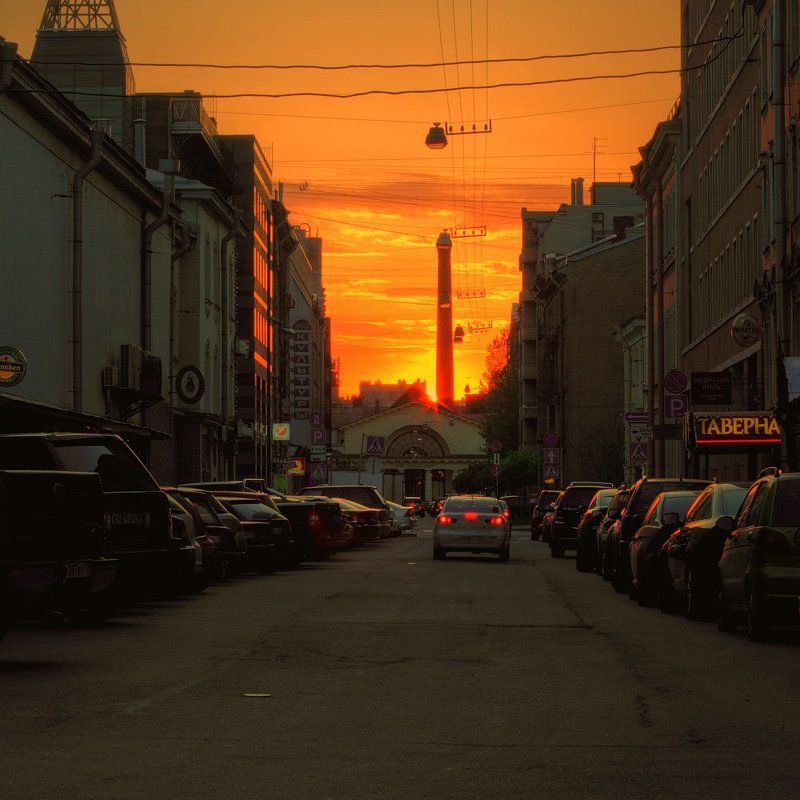 Город в закатеphoto preview