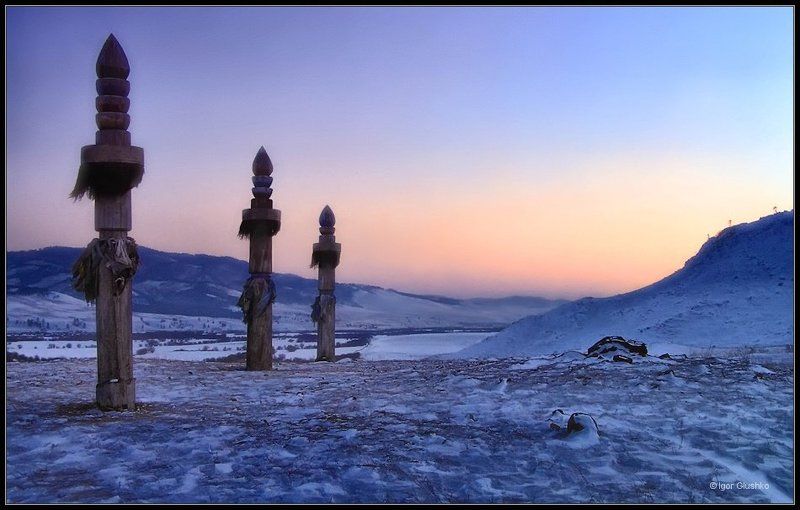 бурятия, коновязь, сэргэ, закат, зима Вечерняя стражаphoto preview