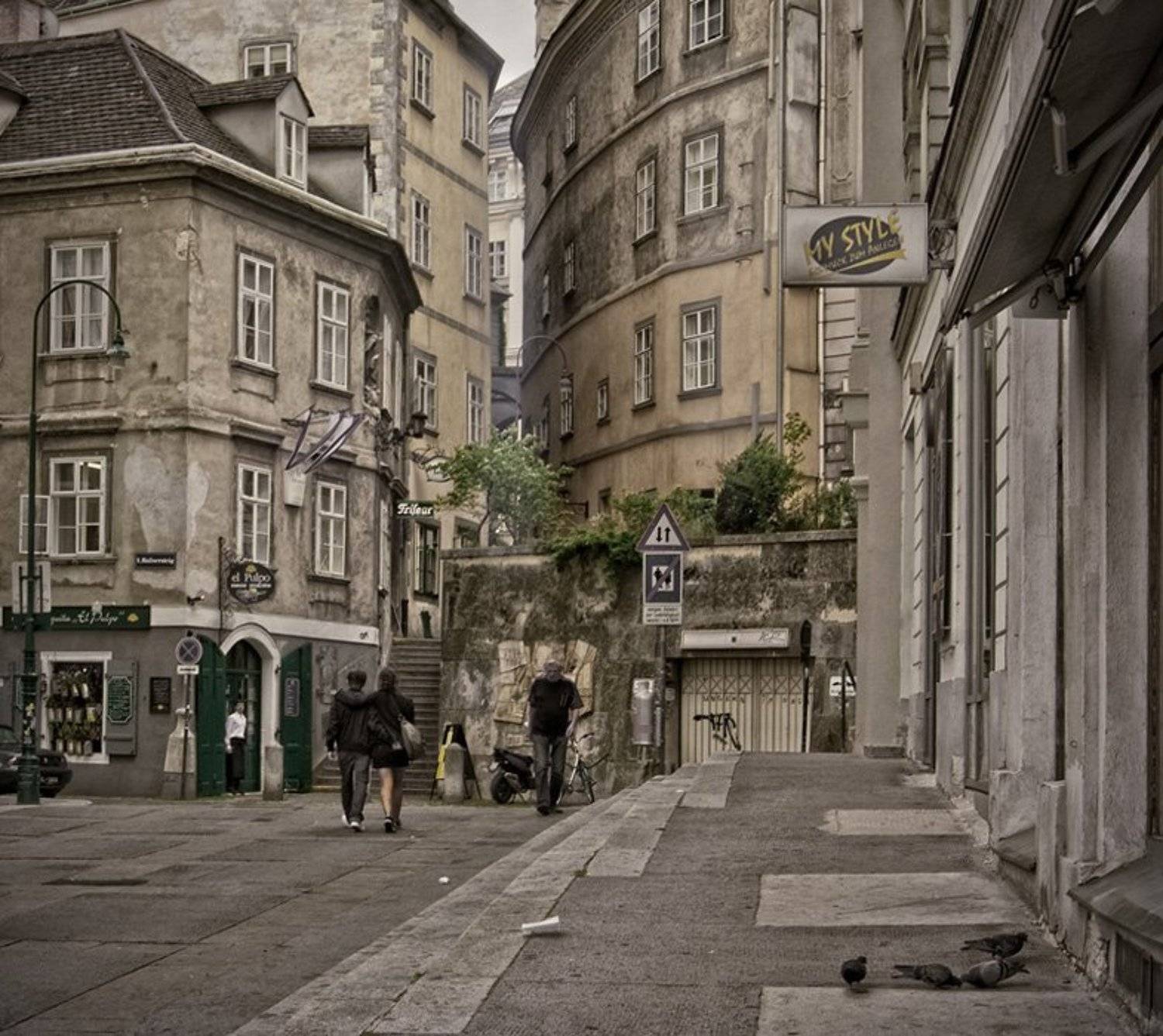 бумажка, улица, люди, прошлое лето