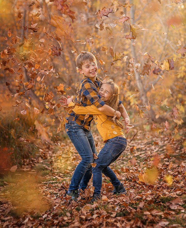 Детство, осень, листопад...photo preview