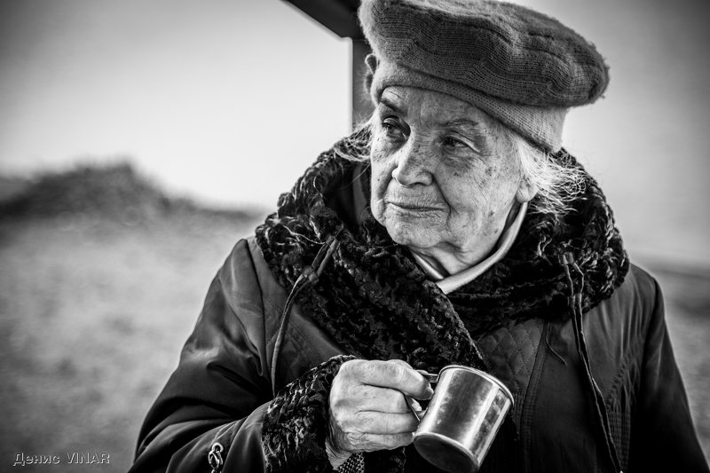 За кружкой чаяphoto preview