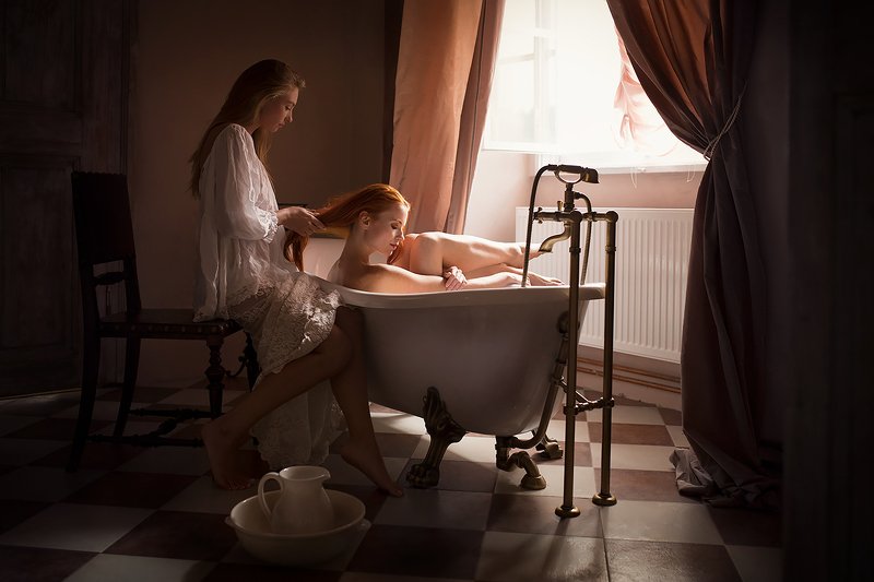 Sistersphoto preview