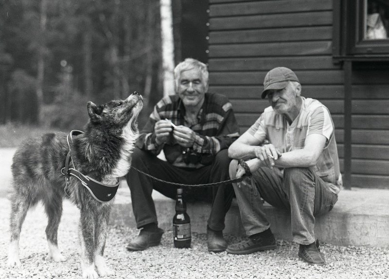 На троих...photo preview