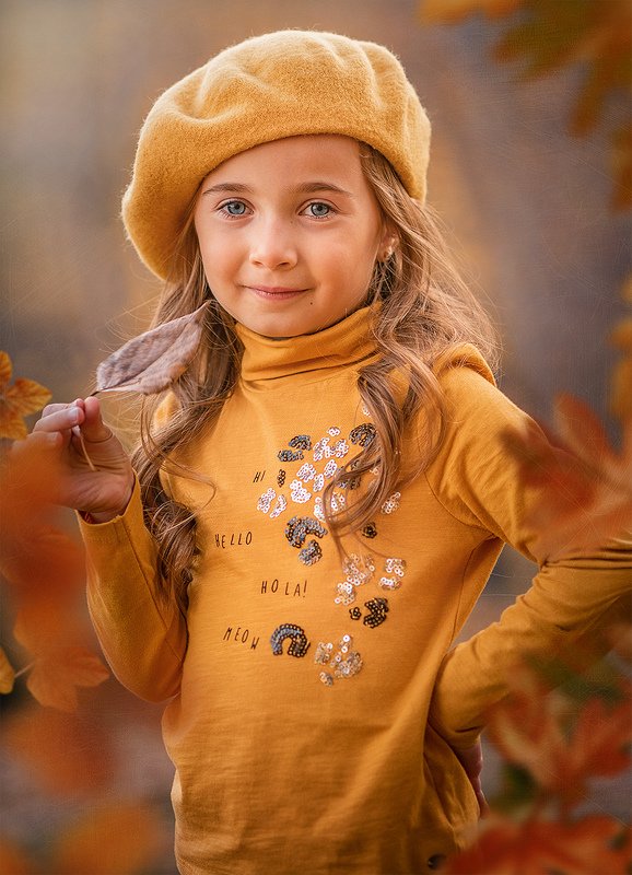 Детство, осень, листопад...photo preview