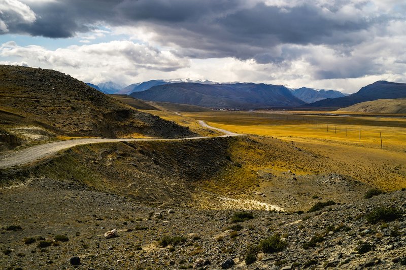 природа  алтай  горы пейзаж путешествие осень тени степь облака тучи  дорога бельтир окраина На окраине Старого Бельтира...photo preview