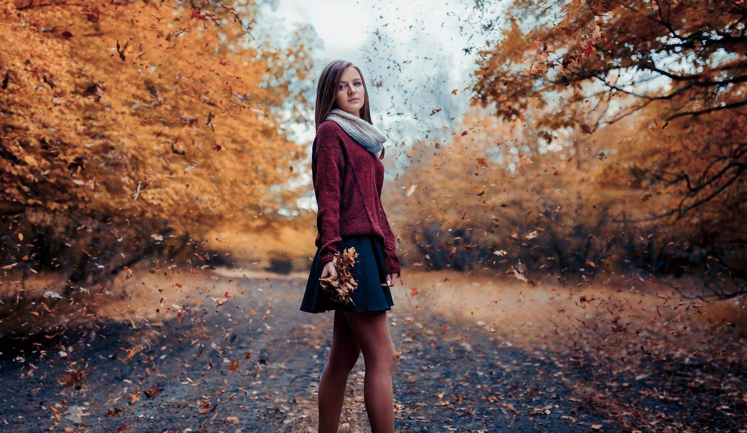 Листья. Автор: Деян Романов , Деян Романов