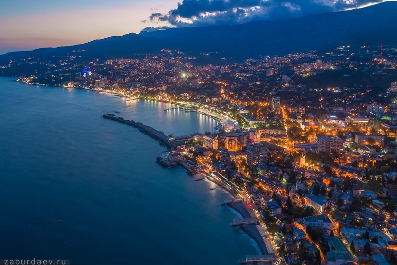 россия, крым, лето, осень, вечер, закат, ялта, море, дрон Ялтаphoto preview