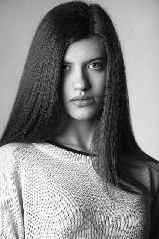 Light, Studio, Fashion, Portrait, B&W, Black & White, Pose, Model, Monochrome, Natural Light, Natural, Asen Andreev, Asen Andreev Photography ZARAphoto preview