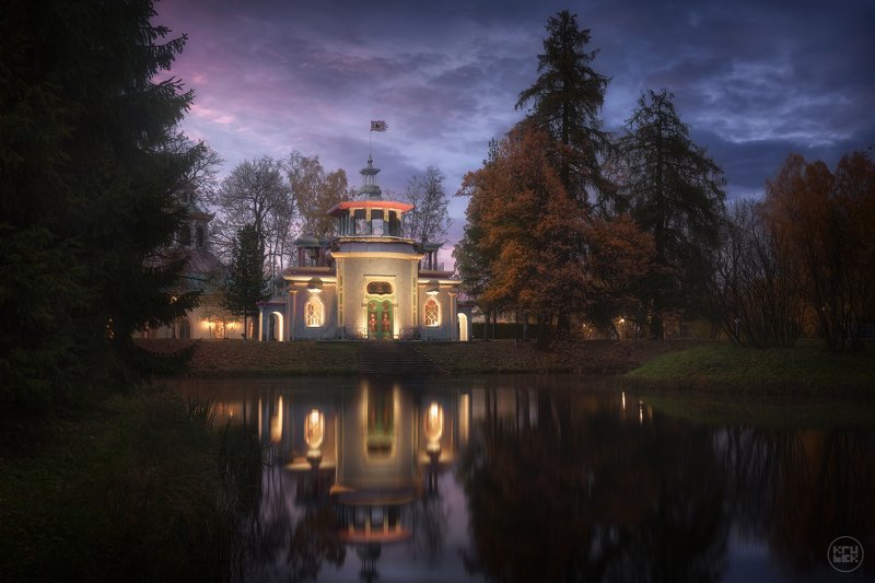 пушкин, осень, вечер, подсветка, екатерининский парк Осеннее волшебство у Скрипучей Беседкиphoto preview