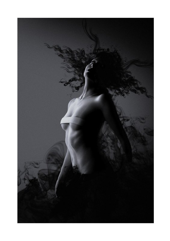 Демонессаphoto preview