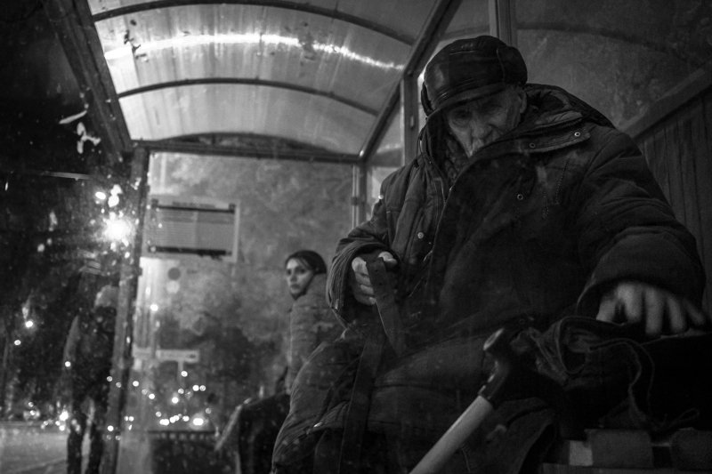 Одинокая старостьphoto preview