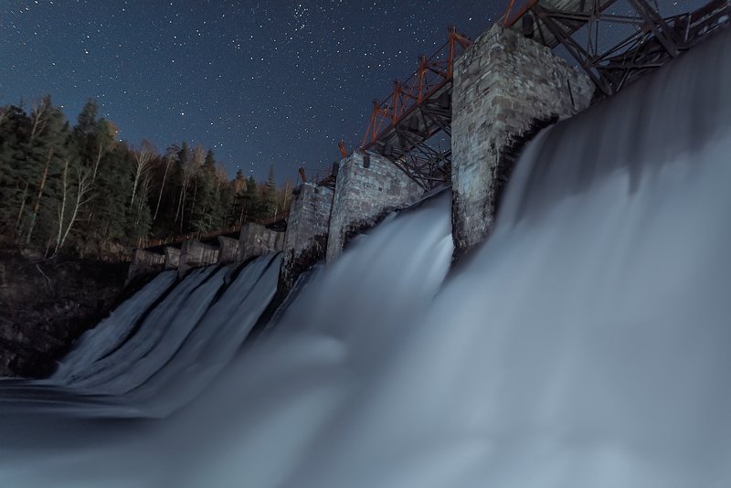 Старейшая гидроэлектростанция в России \