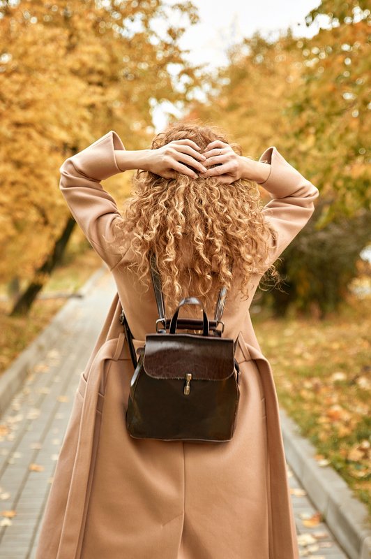 #портрет #portrait #вдохновляющий #фотосессия #фотосессиянаулице #фотопрогулка #фотосессиявмоскве #фотографмосква #максимкоротовских #москва #moscow #россия #russia #nikon Осенью хочется дышать.photo preview