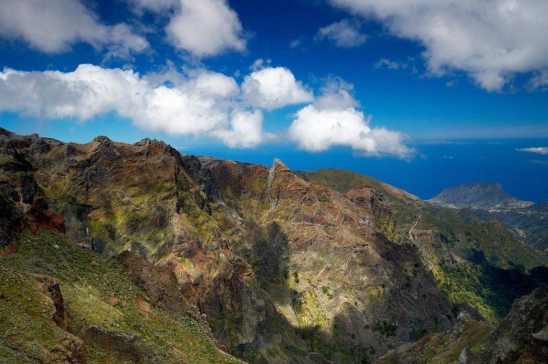 мадейра, горы, скалы Вид с Pico Areiro на северphoto preview