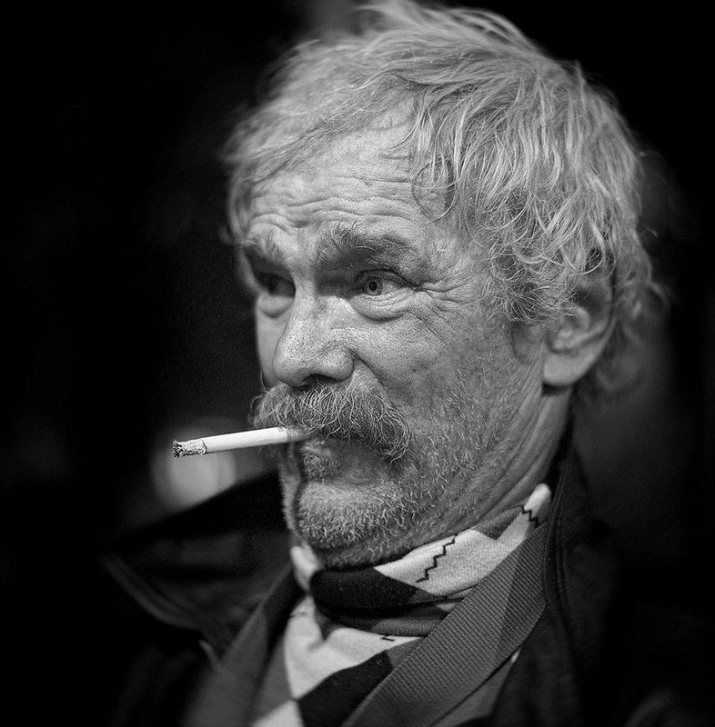 Незнакомецphoto preview