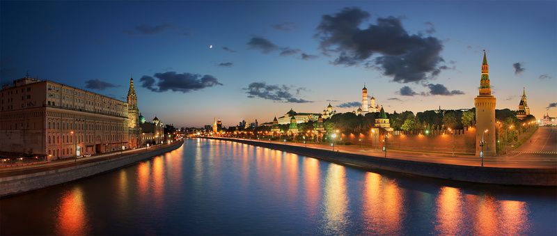 кремль, москва Весенний вечер в Москве.photo preview