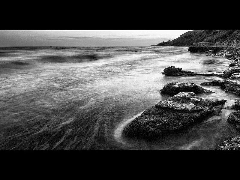 Чёрно\\белое настроение у моряphoto preview