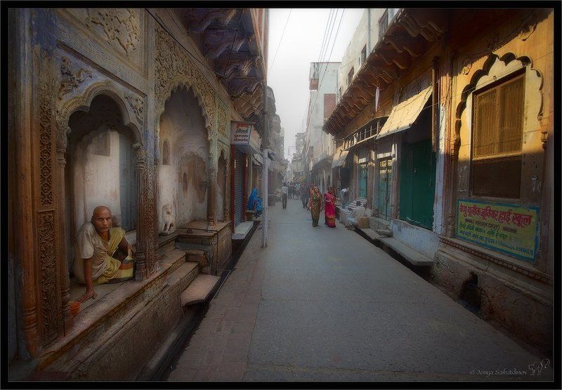 По улицам цветным...photo preview