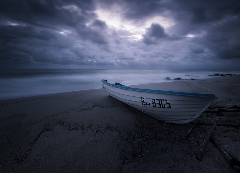 boat Autumn depressionphoto preview