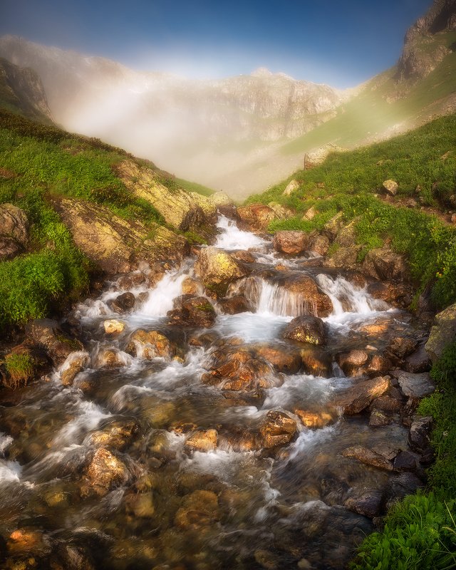 Белая радуга над балкой сернphoto preview